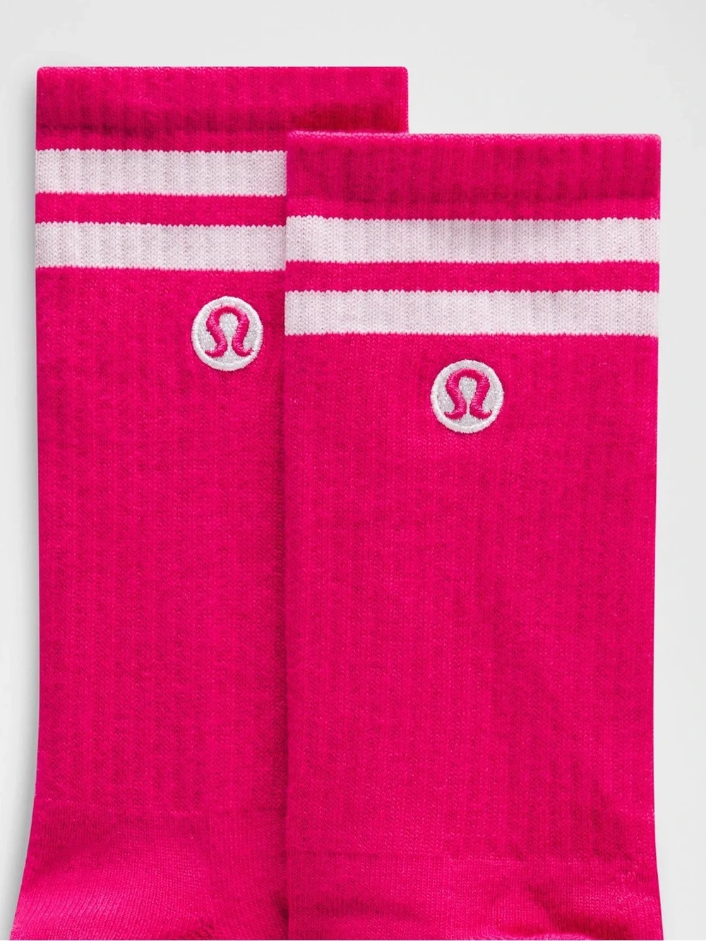 NWT Lululemon Athletica Daily Essential Crew Socks Calypso Pink Size S Unisex